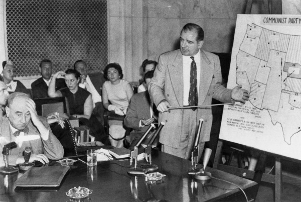 Senator Joseph McCarthy questions Joseph Nye Welch, chief counsel of the US Army, during the Army-McCarthy Hearings in 1954. Credit: Wikimedia Commons